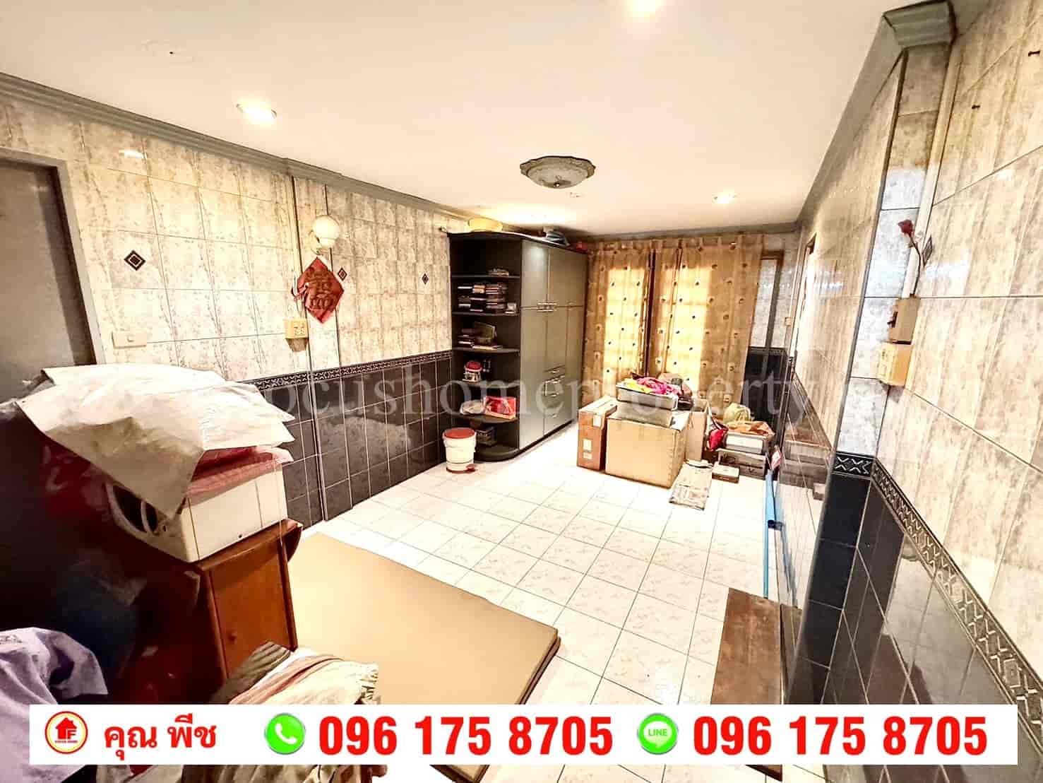 ขาย ทาวน์เฮ้าส์ 2 หลังติด หมู่บ้านวโรชา 2 เอกชัย-บางบอน 
